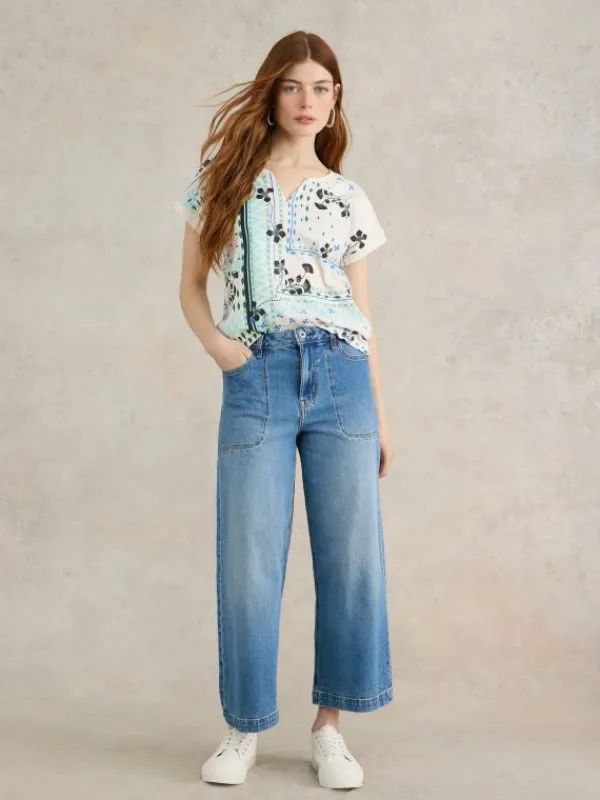 NELLY NOTCH NECK COTTON TEE in WHITE PRINT<White Stuff Fashion